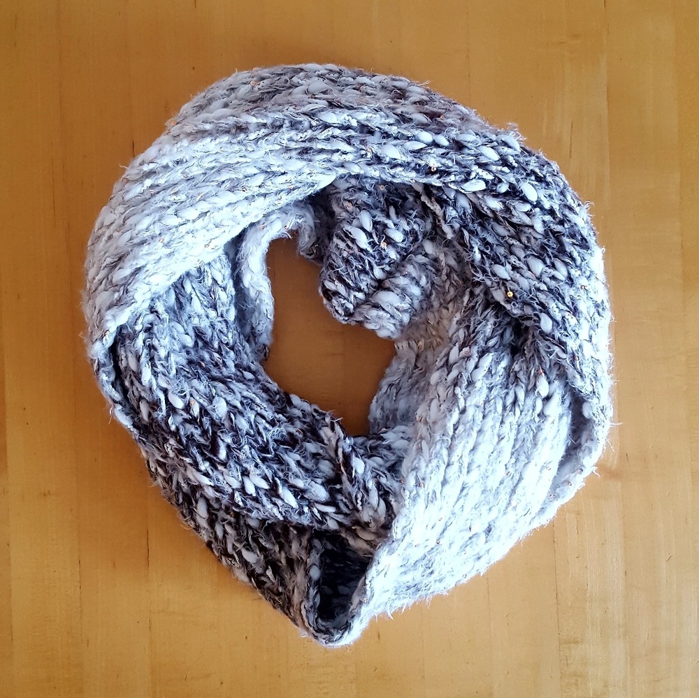 Brand new cozy gray scarf